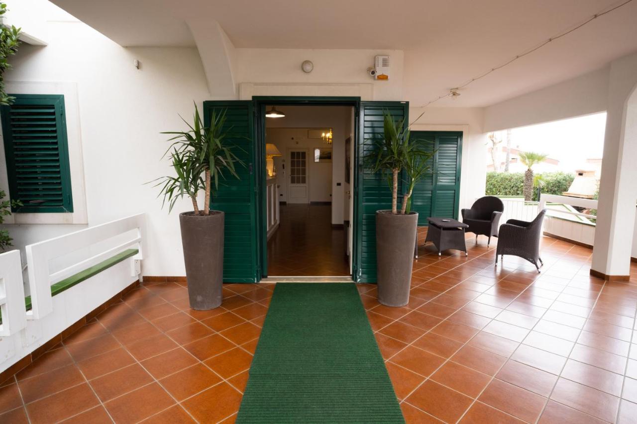 B&B Torre Azul Frontemare - Bisceglie Buitenkant foto