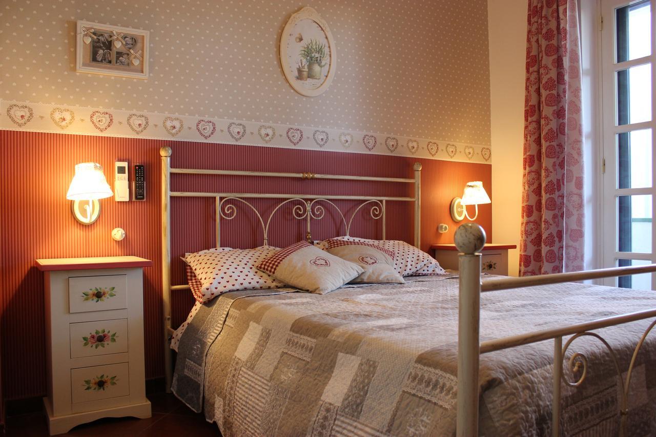 B&B Torre Azul Frontemare - Bisceglie Buitenkant foto